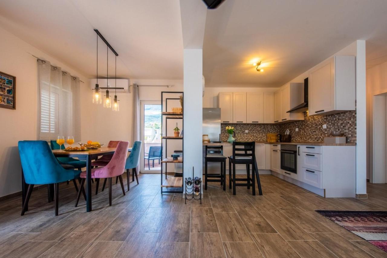 Apartman Paula Kaštela Exterior foto