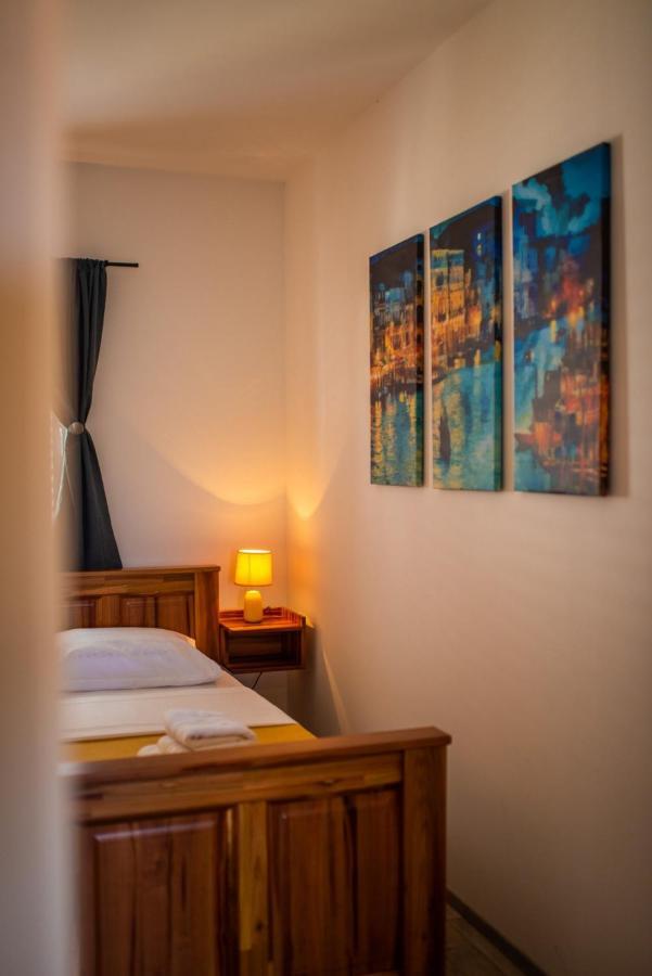 Apartman Paula Kaštela Exterior foto
