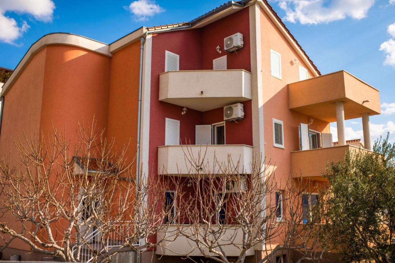 Apartman Paula Kaštela Exterior foto