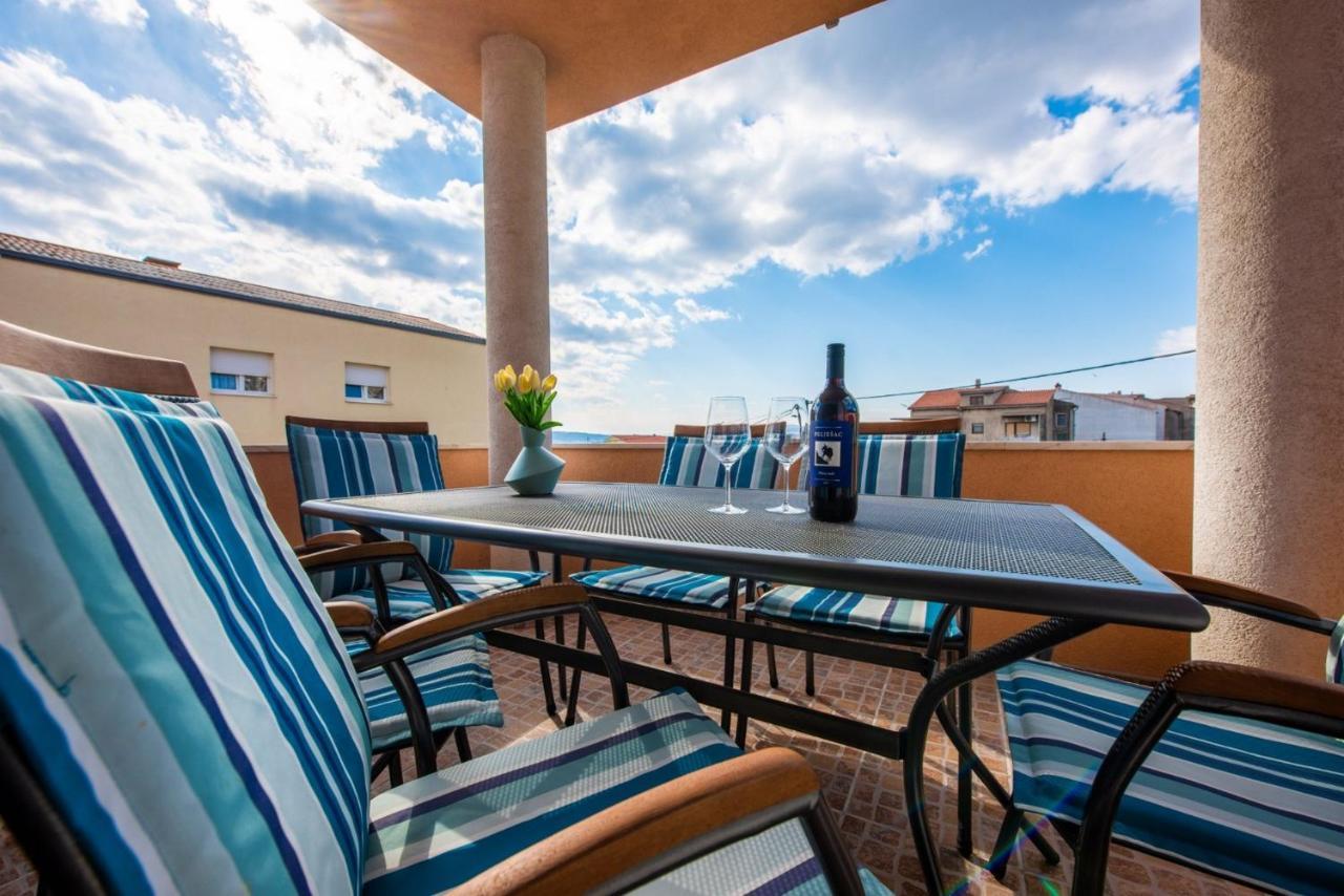 Apartman Paula Kaštela Exterior foto
